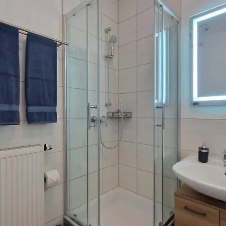 Traumwohnung In Allstadtnaehe Mit Netflix & Wlan * Erfurt