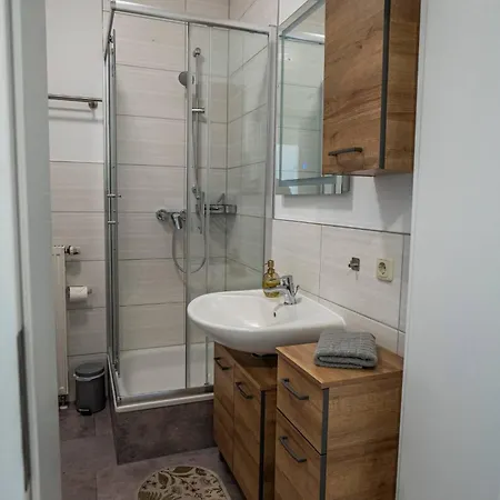 Traumwohnung In Allstadtnaehe Mit Netflix & Wlan 에르푸르트