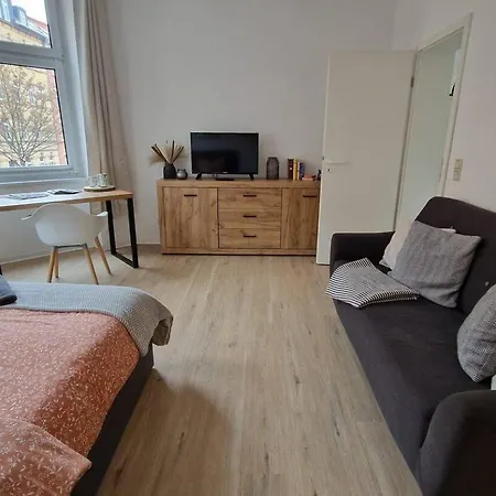 公寓 Traumwohnung In Allstadtnaehe Mit Netflix & Wlan 埃尔福特