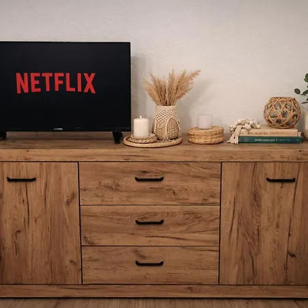 Traumwohnung In Allstadtnaehe Mit Netflix & Wlan Erfurt